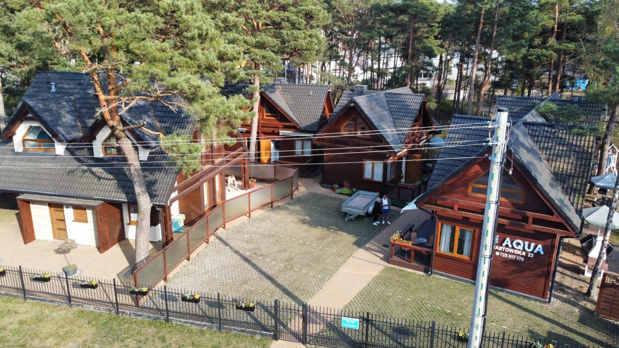 Aqua Domki Caloroczne Pobierowo Exteriör bild