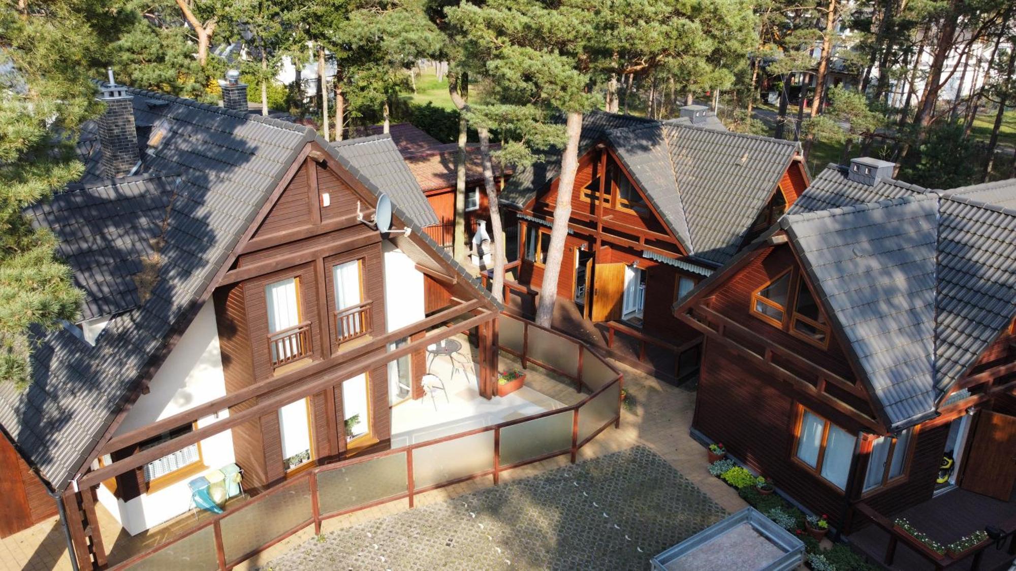 Aqua Domki Caloroczne Pobierowo Exteriör bild