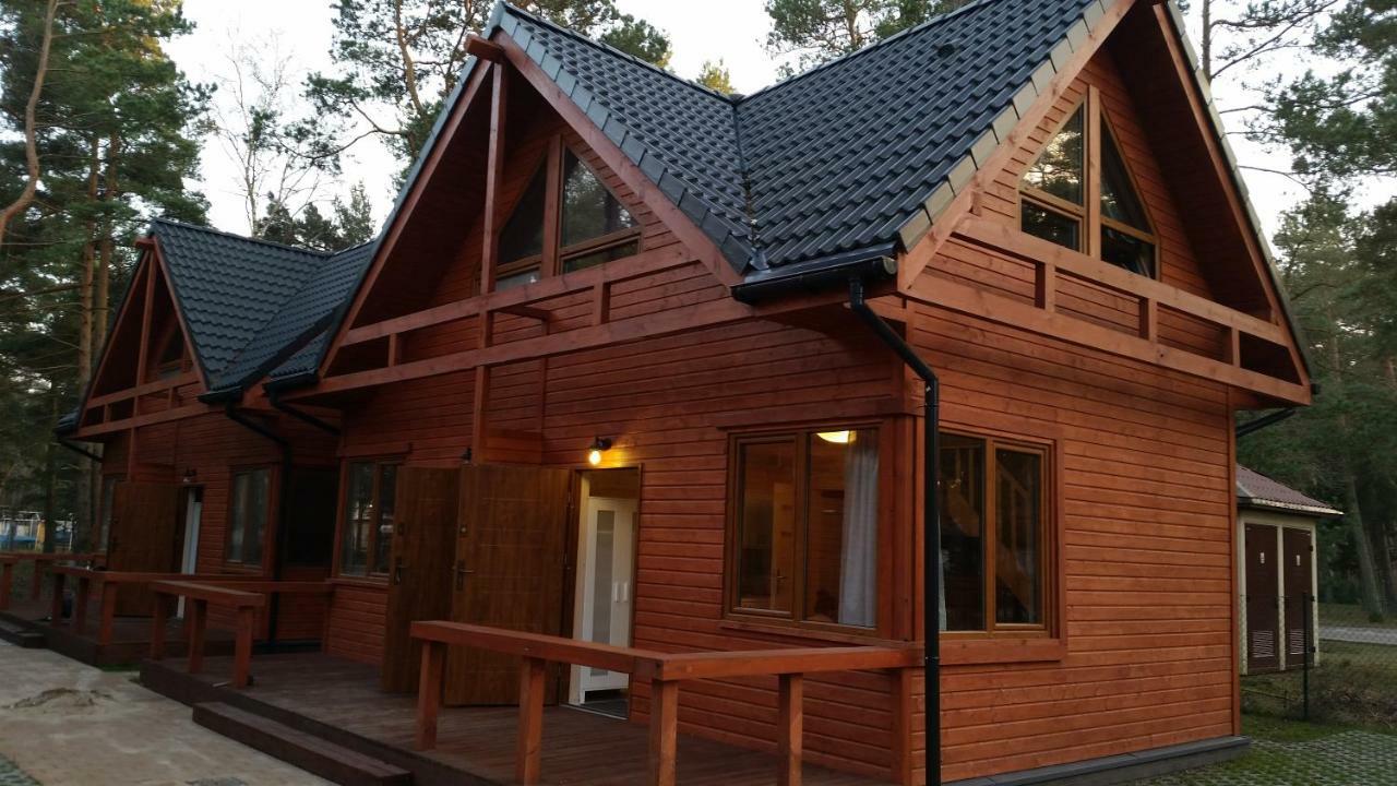 Aqua Domki Caloroczne Pobierowo Exteriör bild